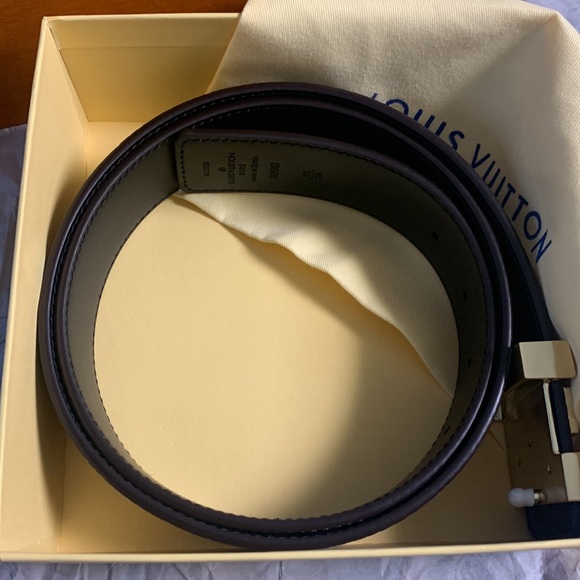 Louis Vuitton Men's Classic Checkerboard Gold Buckle Belt - Picture 4 of 6